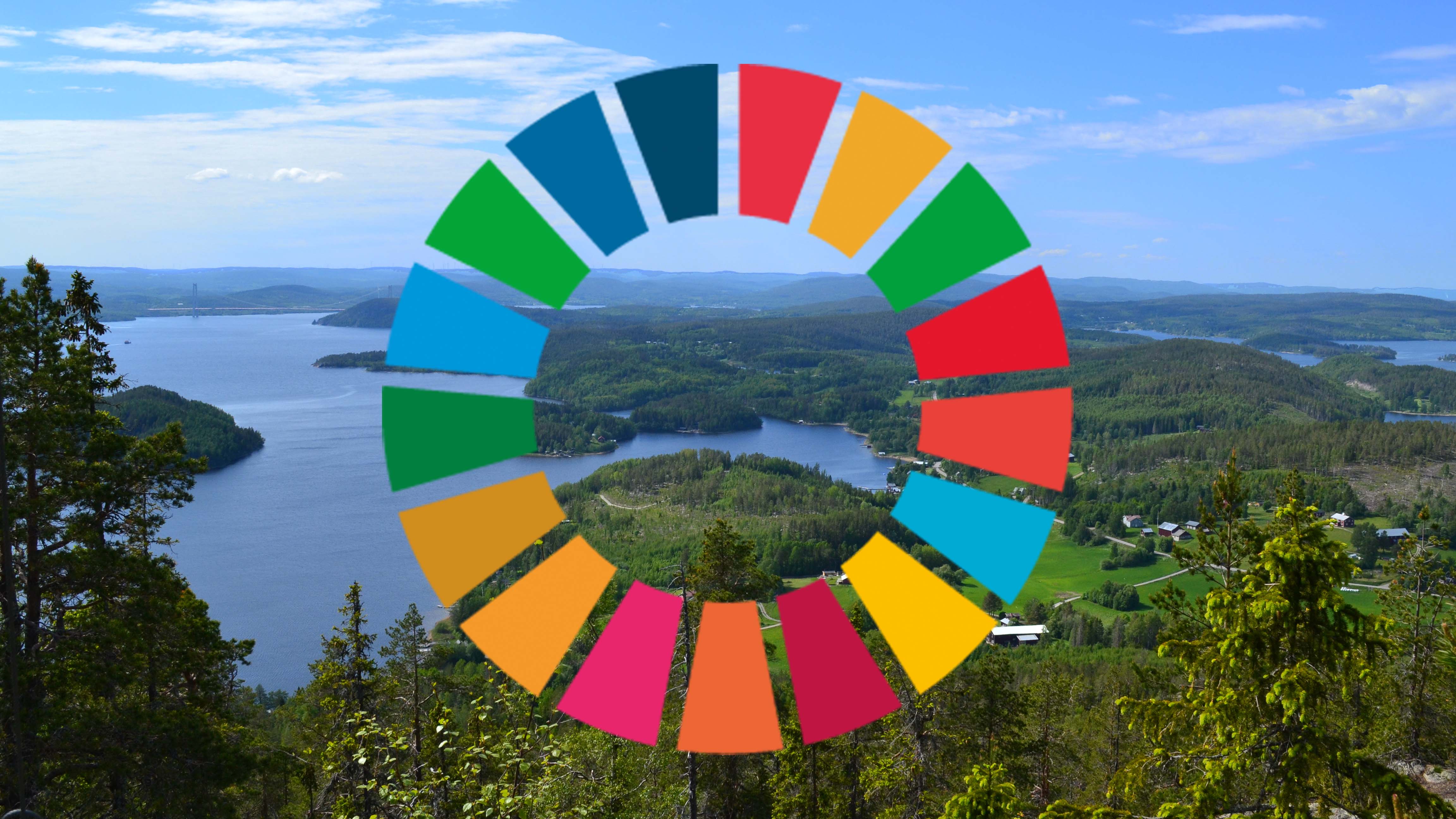 Vy över Höga kusten med illustration ur Agenda 2030 i förgrunden.